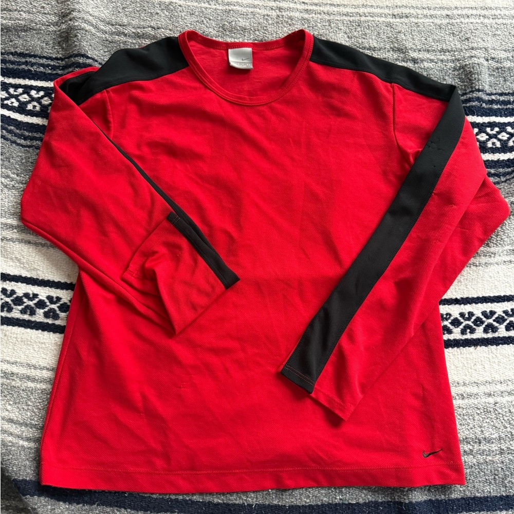 Y2K Nike Red/Black Long Sleeve Shirt Youth Large Fits like adult Medium